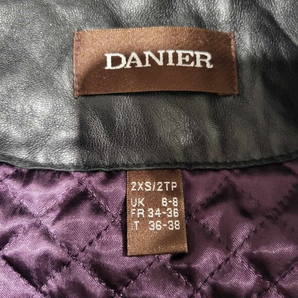 Ladies Leather Jacket - Picture 13 of 14